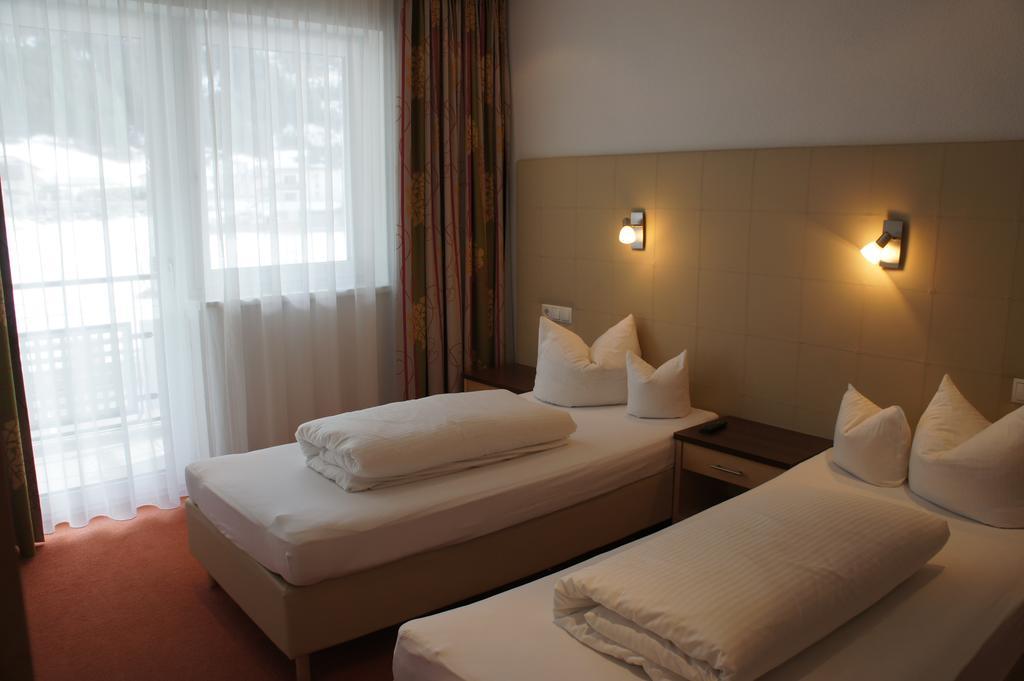 Alpinea Appartements Ischgl Exteriör bild